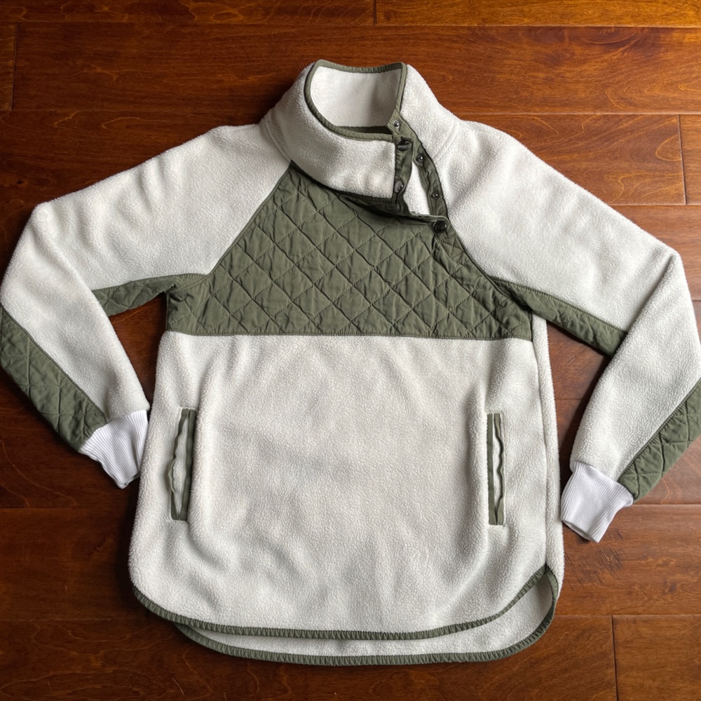 Abercrombie Asymmetrical Snap Up Fleece Pullover-Size Small